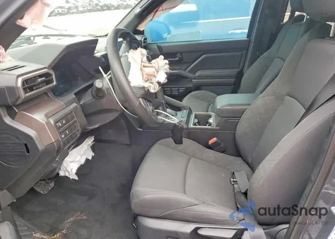 2024 Toyota Tacoma Double Cab z USA, uszkodzony, nr VIN 3TMKB5FN2RM014009